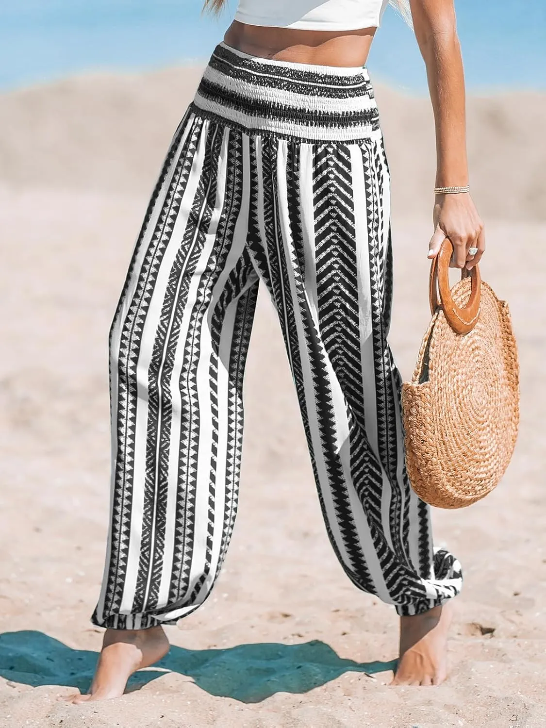CUPSHE Women Pants Smocked Waist Pants Tapered Leg Pant Loose Fit Long Trousers Casual Beach